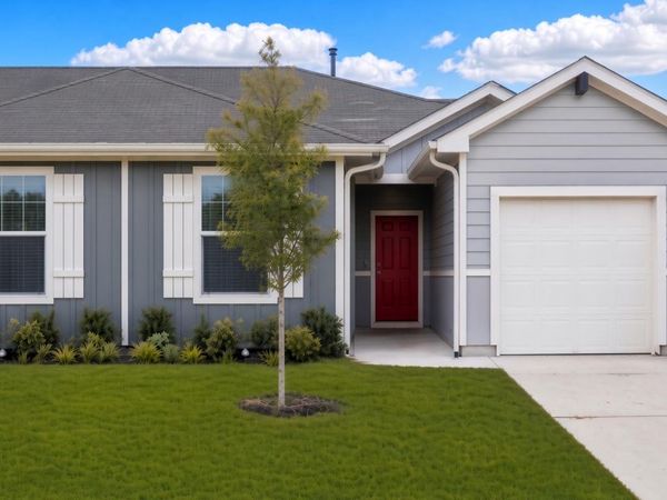 599 Arnold LOOP , Unit B, Kyle, TX 78640
