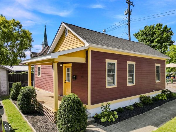 521 8th Street, Columbus, IN 47201