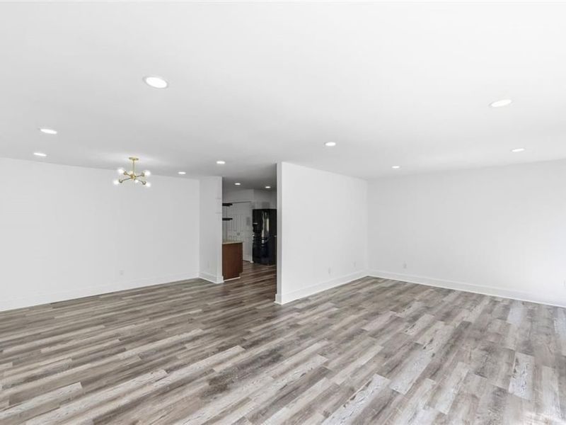 8131 Timbertree Way, West Chester, OH 45069 Photo 12