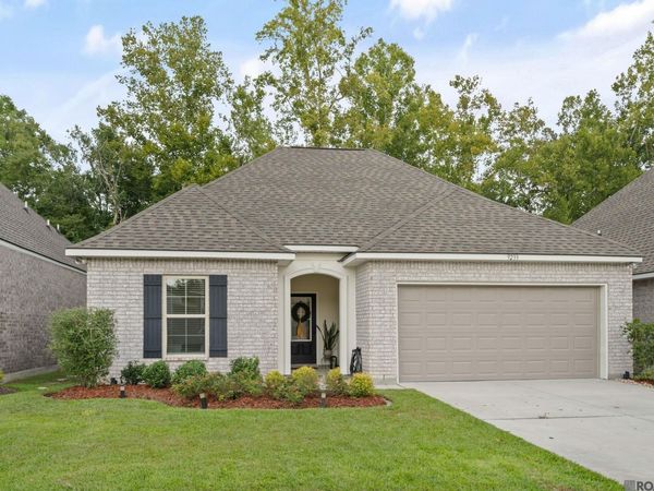 9233 Asoka Ave, Baton Rouge, LA 70810