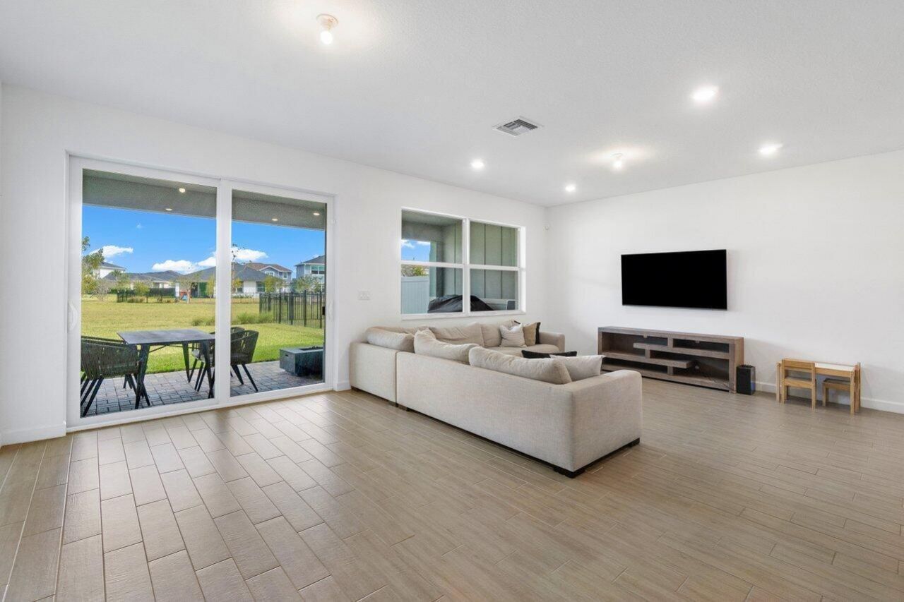 1406 Arrowhead Point Road, Loxahatchee, FL 33470 Photo