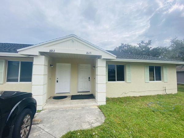 1661 SE Lennard Road, Port St. Lucie, FL 34952