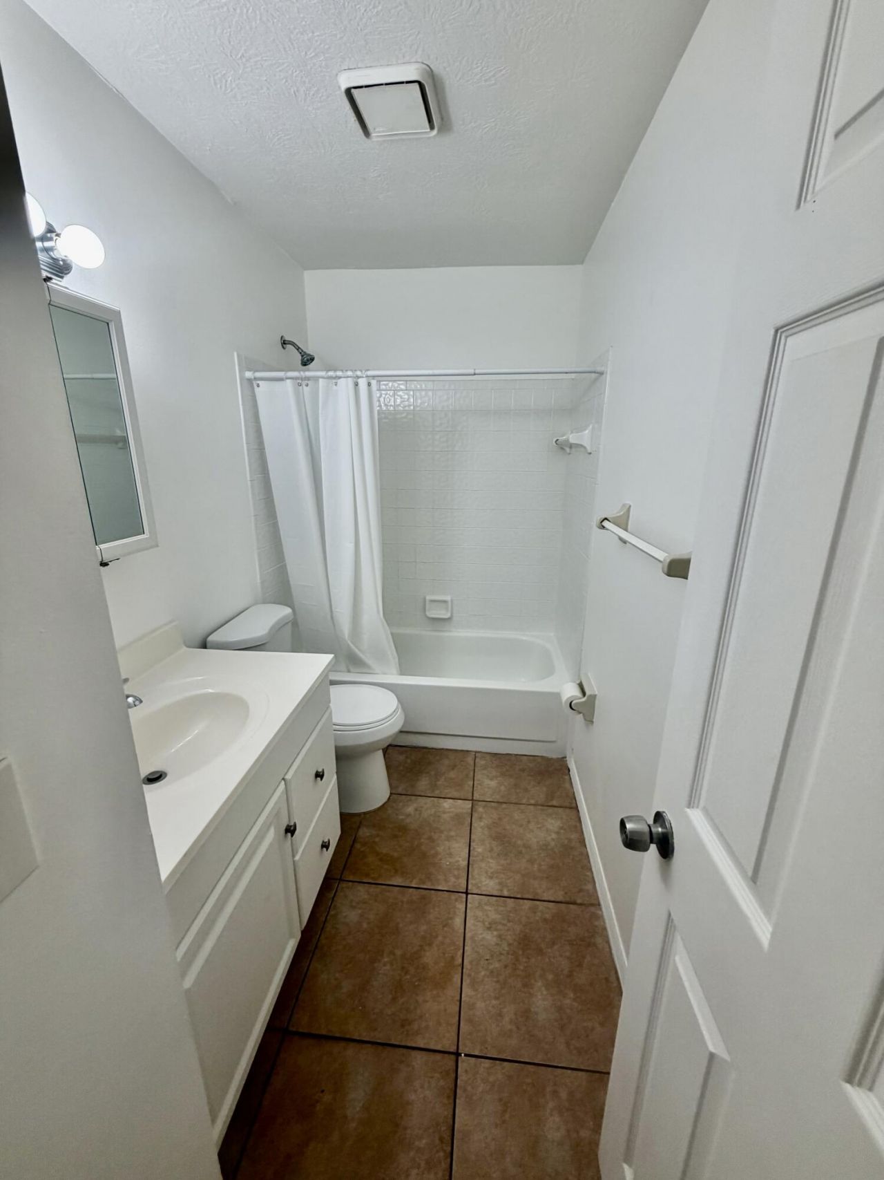 1661 SE Lennard Road, Port Saint Lucie, FL 34952 Photo