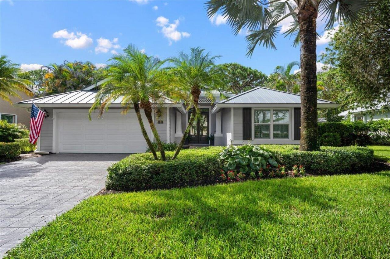 7990 SE Mammoth Drive Se, Hobe Sound, FL 33455 Photo