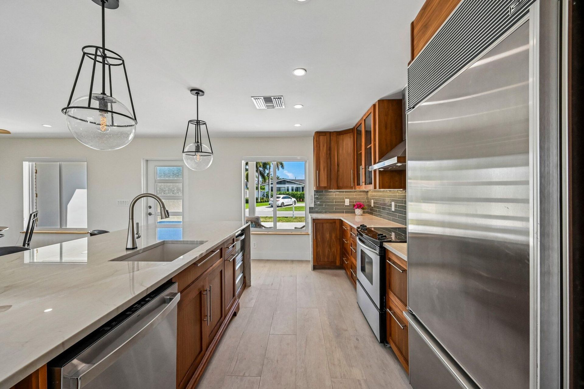 1051 SW 25th Avenue, Boynton Beach, FL 33426 Photo