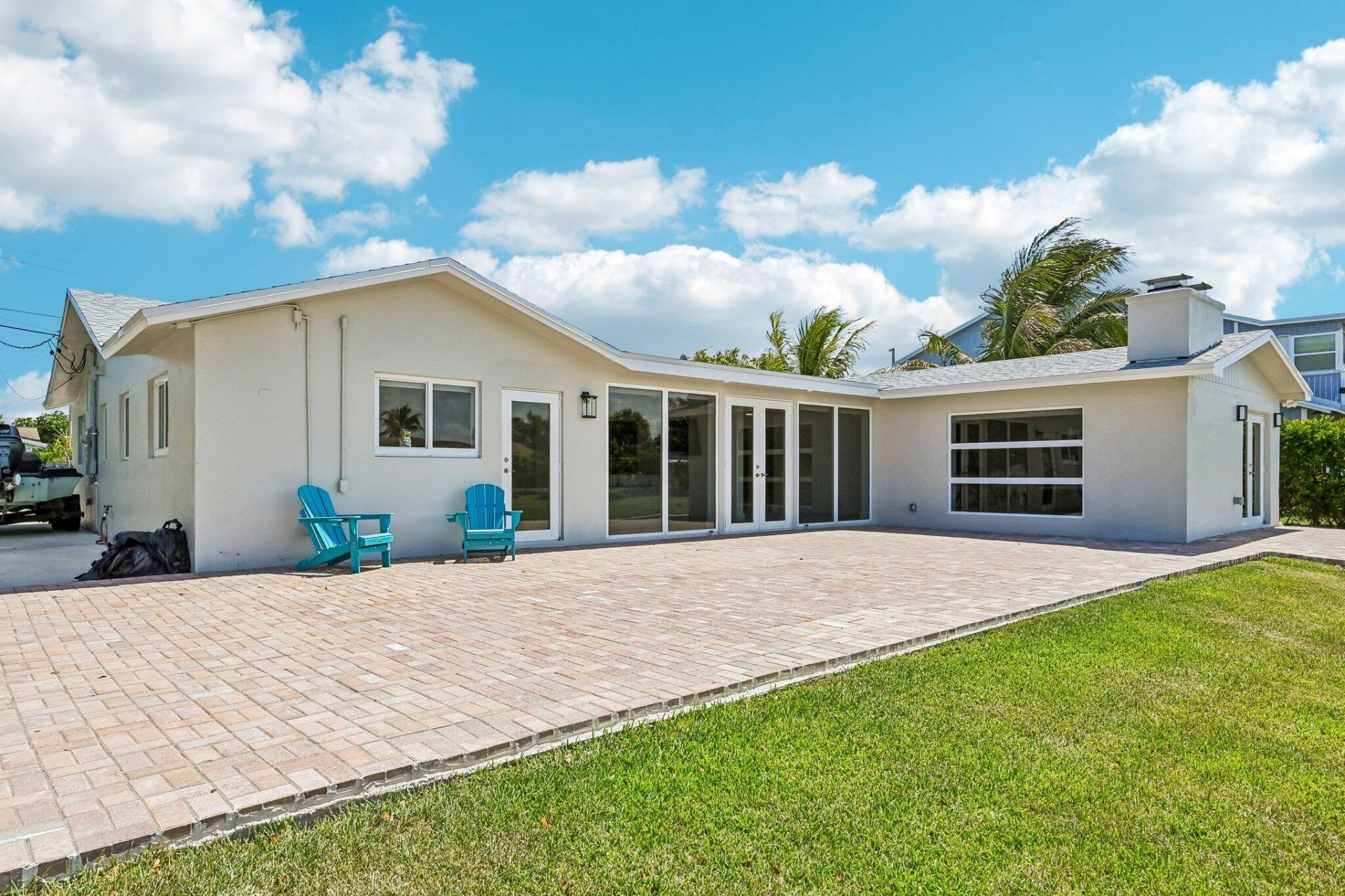 1051 SW 25th Avenue, Boynton Beach, FL 33426 Photo