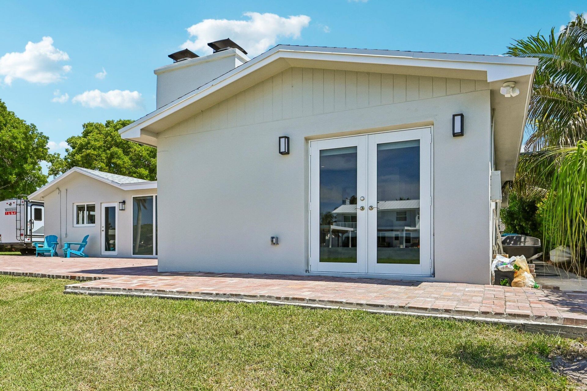 1051 SW 25th Avenue, Boynton Beach, FL 33426 Photo