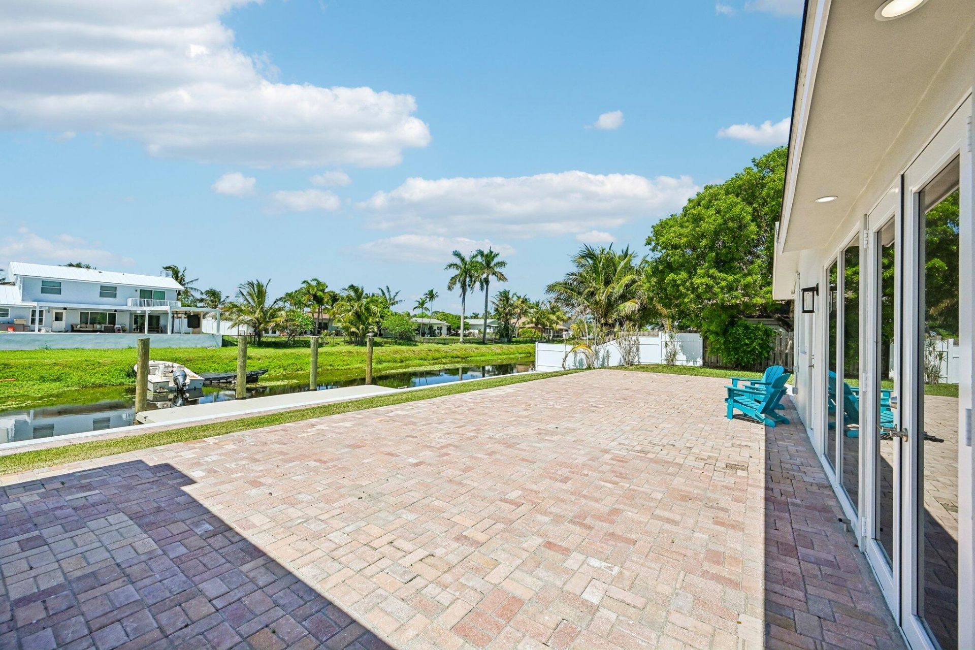1051 SW 25th Avenue, Boynton Beach, FL 33426 Photo