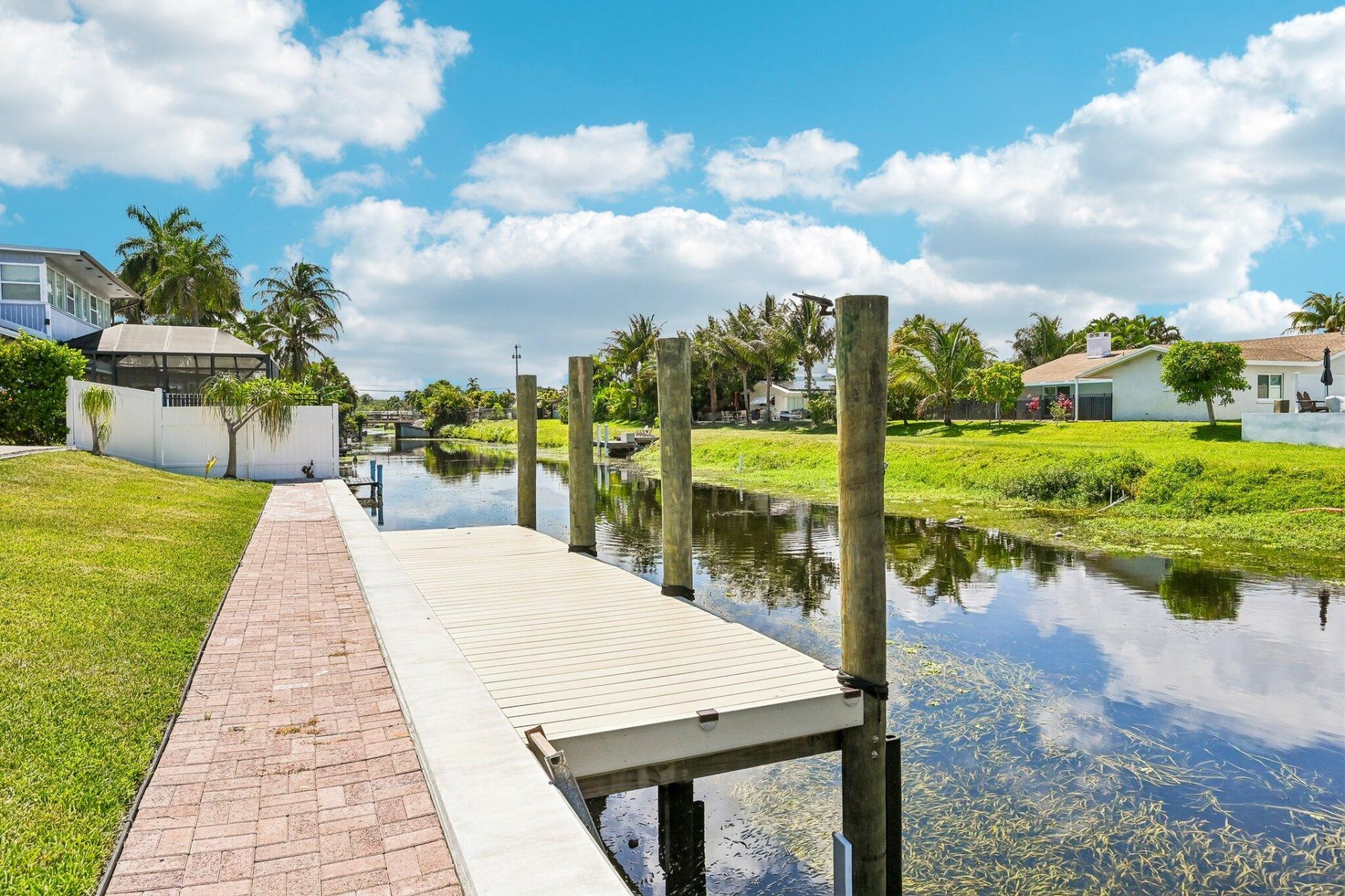 1051 SW 25th Avenue, Boynton Beach, FL 33426 Photo