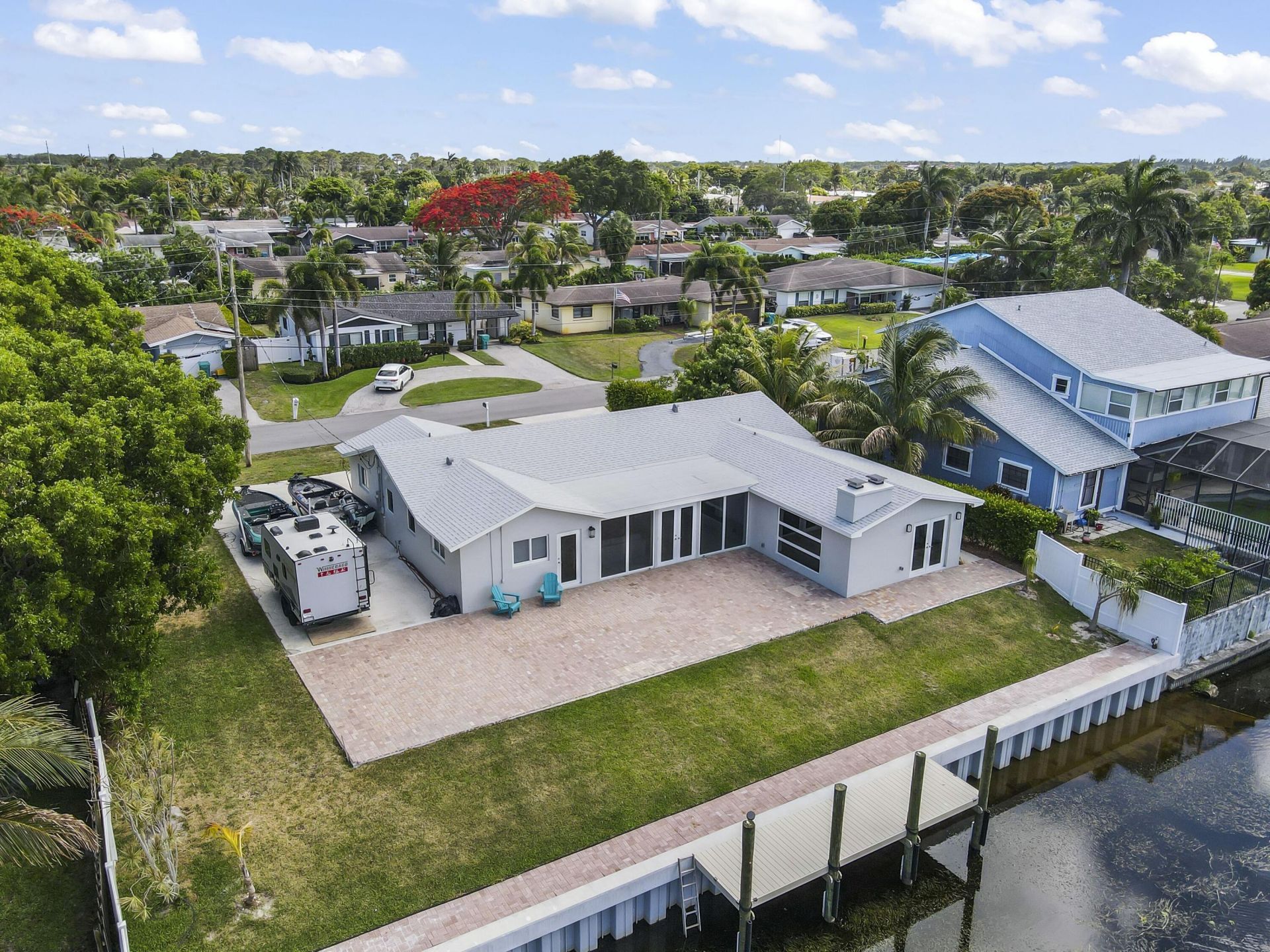 1051 SW 25th Avenue, Boynton Beach, FL 33426 Photo