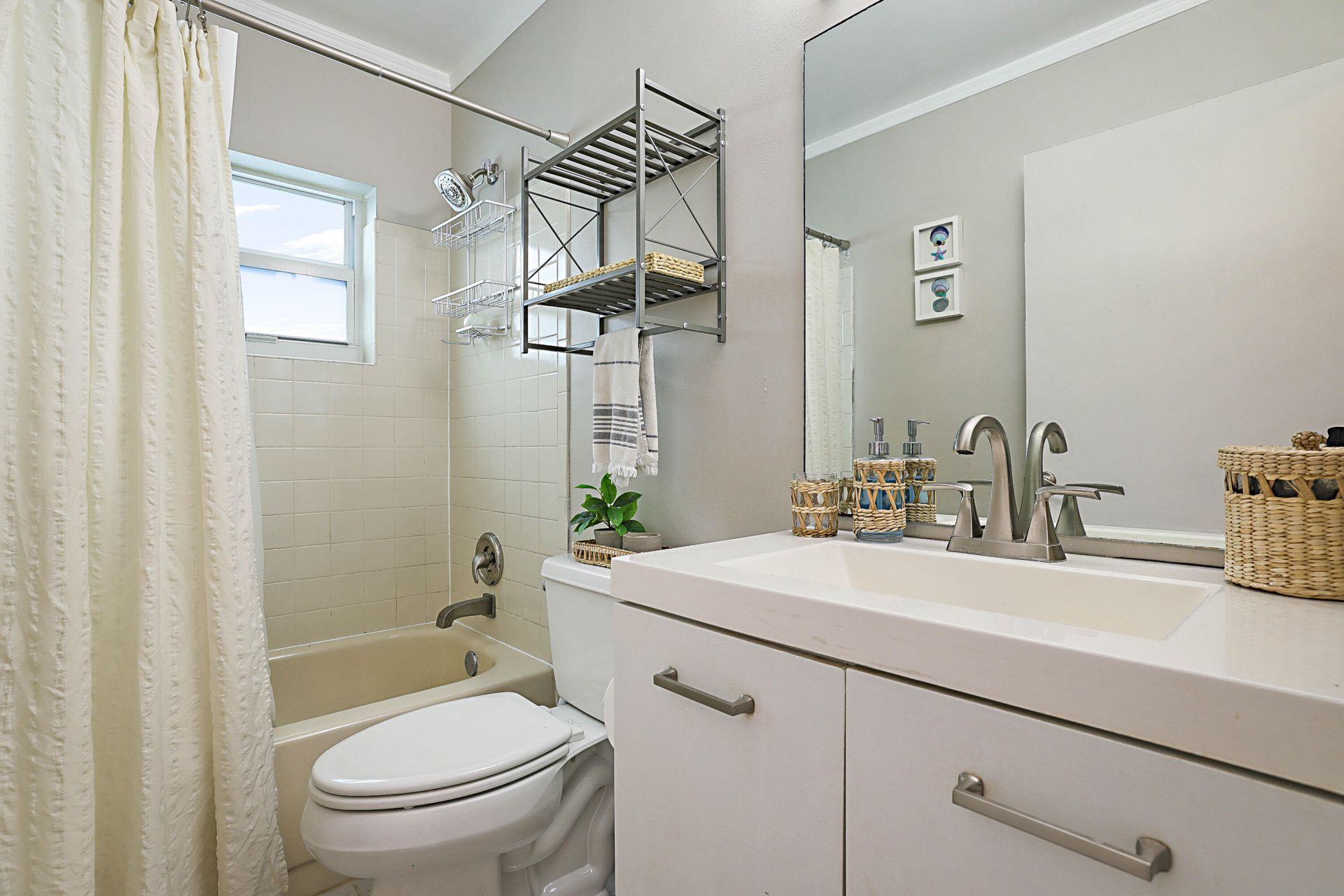 1103 NW 11th Street, Boynton Beach, FL 33426 Photo