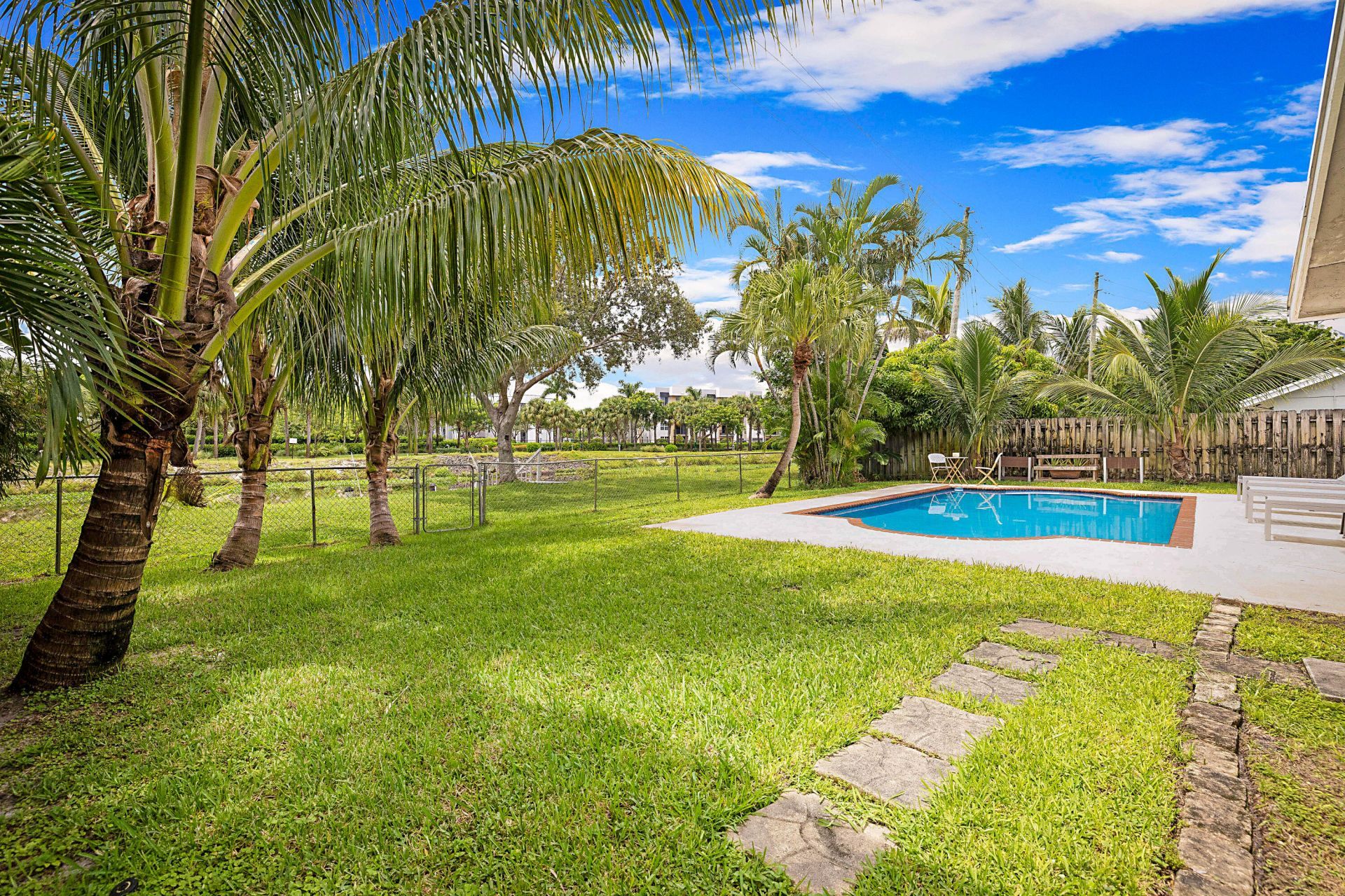 1103 NW 11th Street, Boynton Beach, FL 33426 Photo