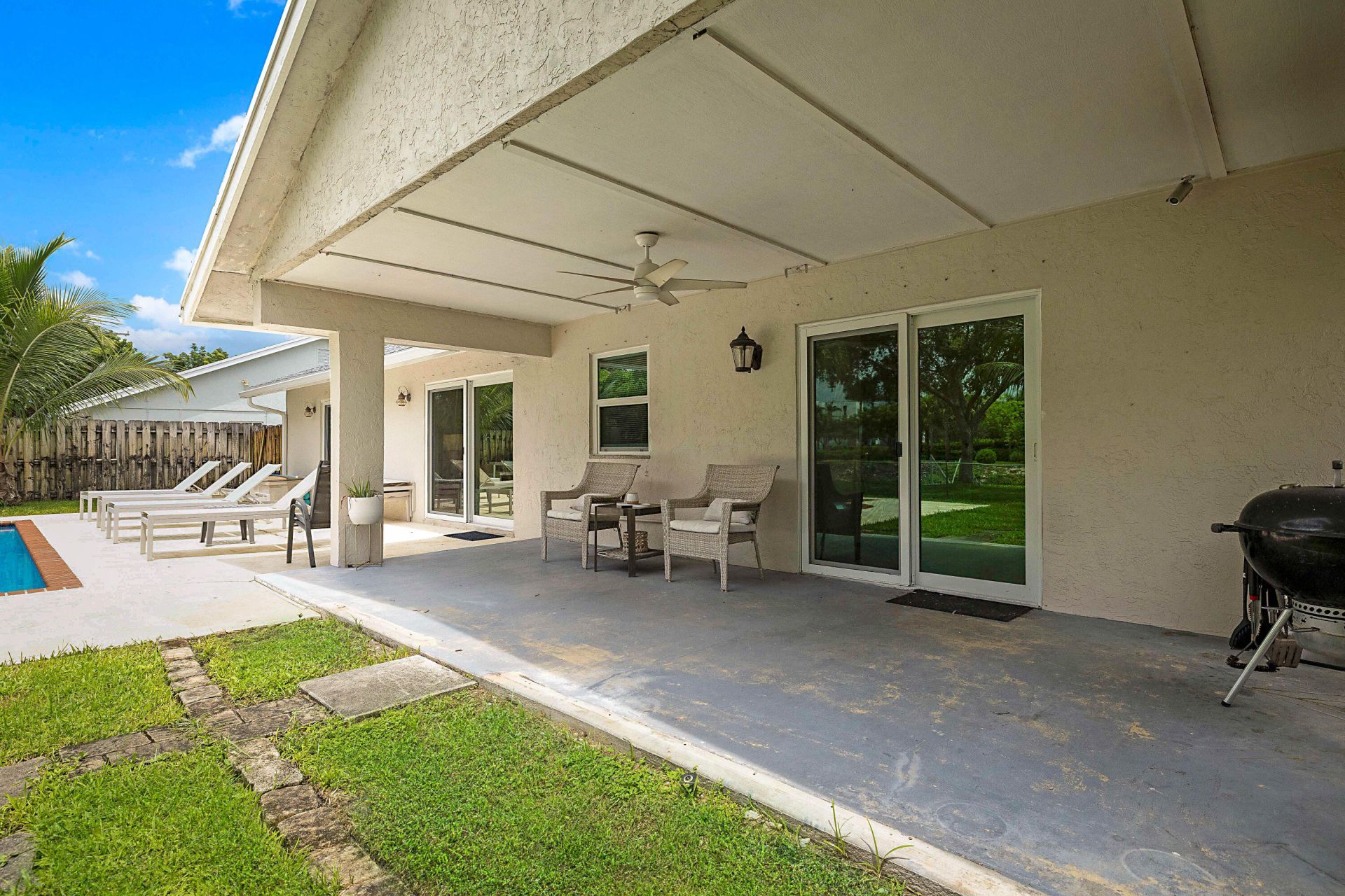 1103 NW 11th Street, Boynton Beach, FL 33426 Photo
