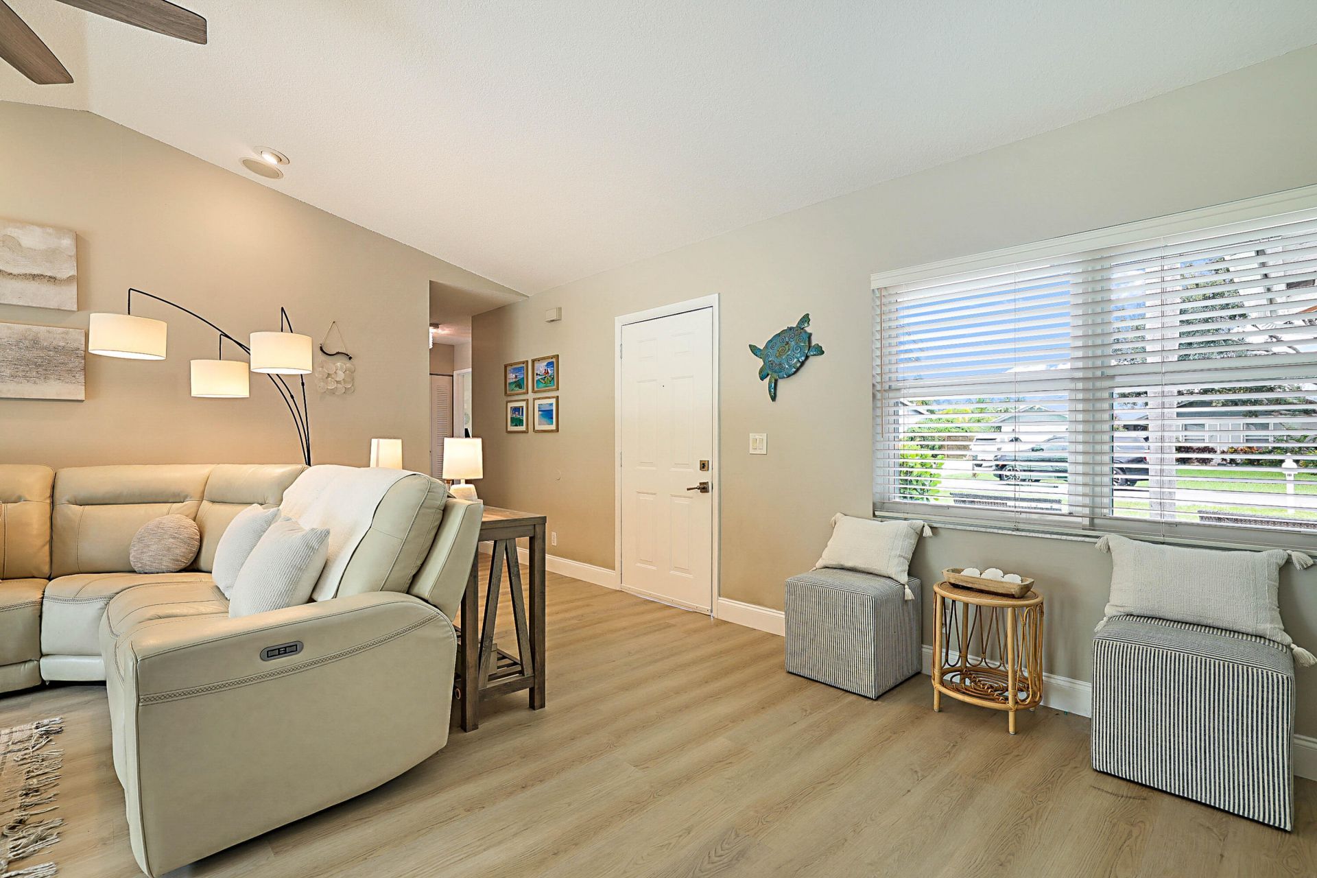 1103 NW 11th Street, Boynton Beach, FL 33426 Photo