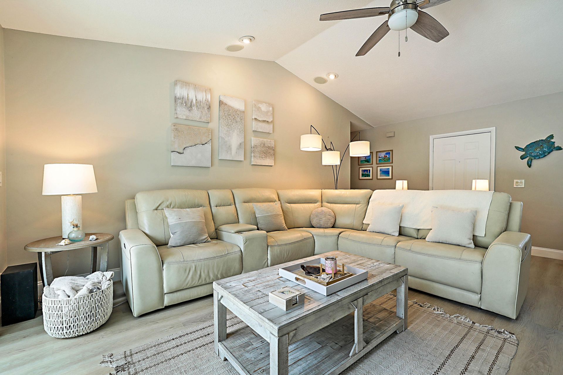 1103 NW 11th Street, Boynton Beach, FL 33426 Photo