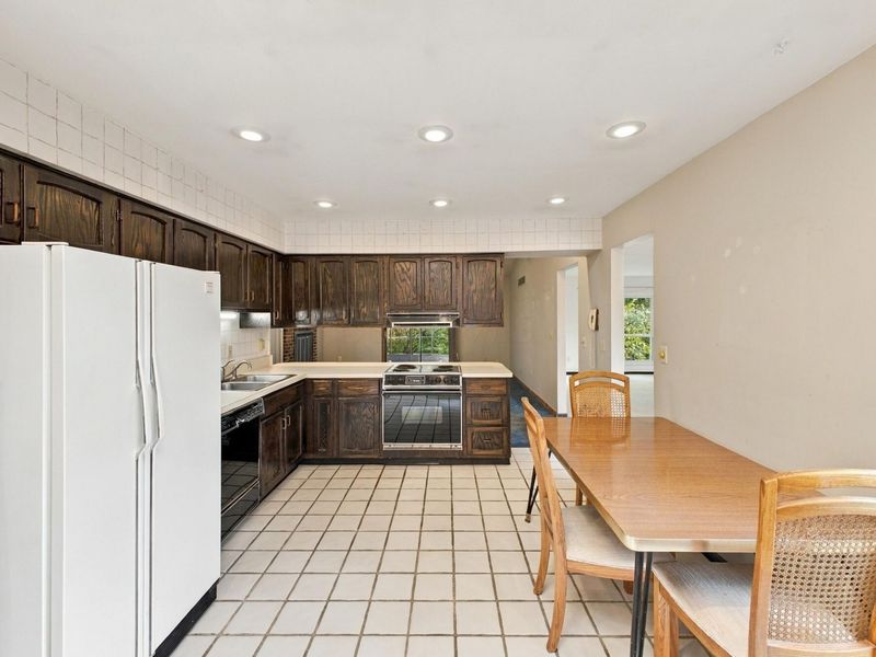 159 E Schrock Road, Westerville, OH 43081 Photo 19