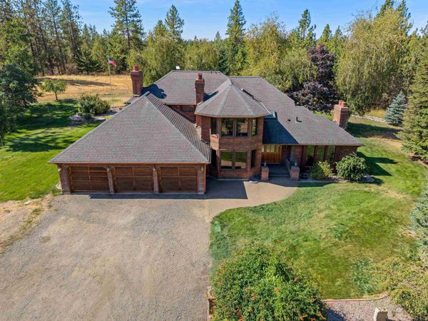 7715 N Craig Rd, Spokane, WA 99224