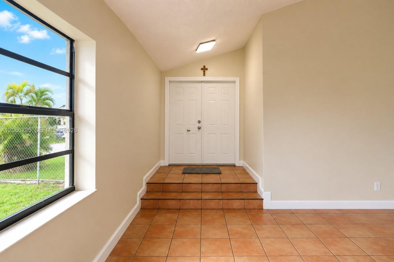 764 SW 99th Ct Cir , Miami, FL 33174 Photo