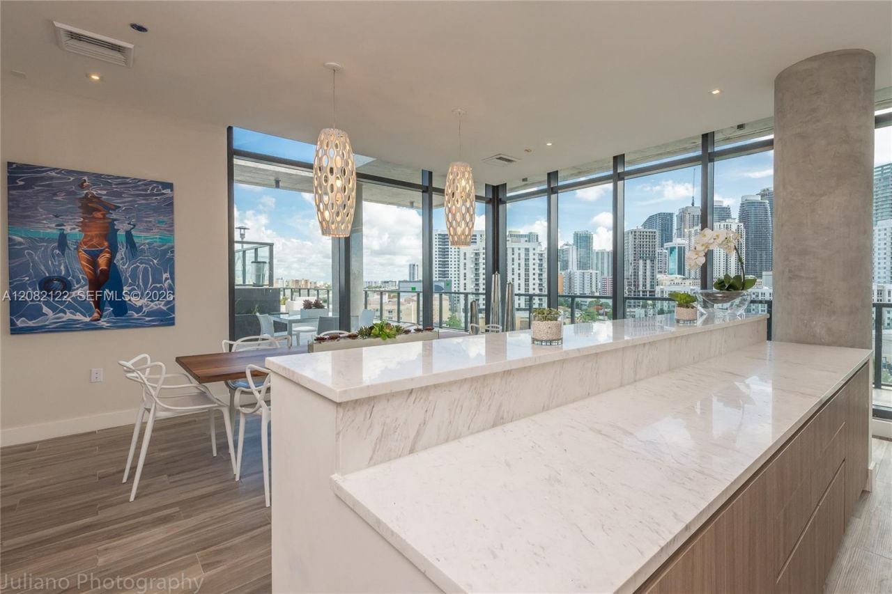 201 SW 17th Rd , Unit 807, Miami, FL 33129 Photo