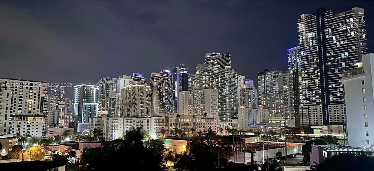 201 SW 17th Rd , Unit 807, Miami, FL 33129 Photo