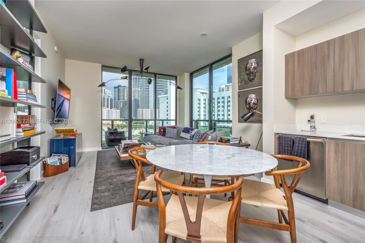 201 SW 17th Rd , Unit 807, Miami, FL 33129 Photo