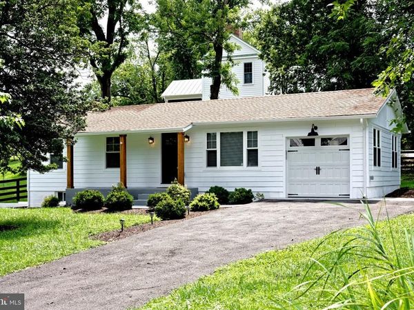 409 E MARSHALL STREET E, MIDDLEBURG, VA 20117
