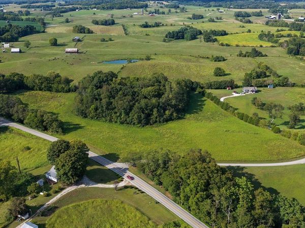 80 Fulkerson Road , Horse Cave, KY 42749