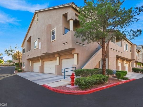2001 Jade Creek Street, Unit 202, Las Vegas, NV 89117