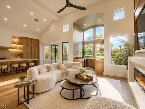 8800 Lusso Court , Las Vegas, NV 89134