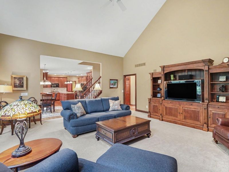 1247 Ridgewood Drive, Miami Township, OH 45140 Photo 10