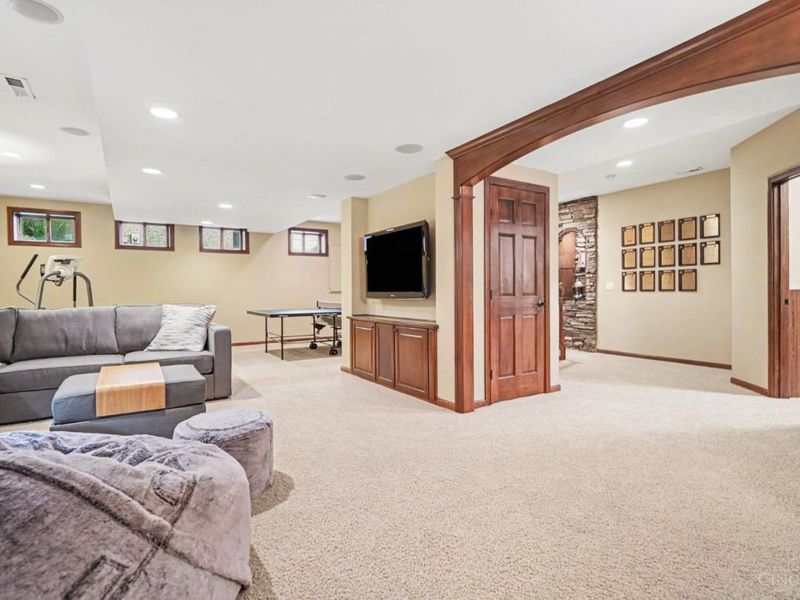 1247 Ridgewood Drive, Miami Township, OH 45140 Photo 23
