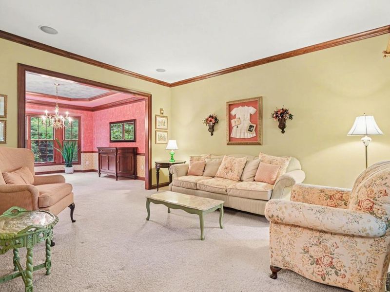 1247 Ridgewood Drive, Miami Township, OH 45140 Photo 4