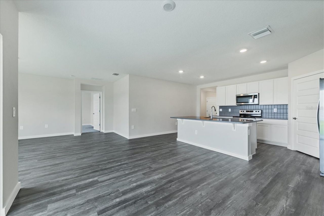 17218 Barnwood Place , Lakewood Ranch, FL 34211 Photo
