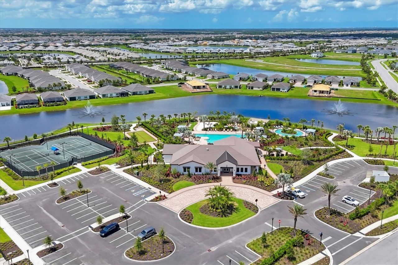 17218 Barnwood Place , Lakewood Ranch, FL 34211 Photo