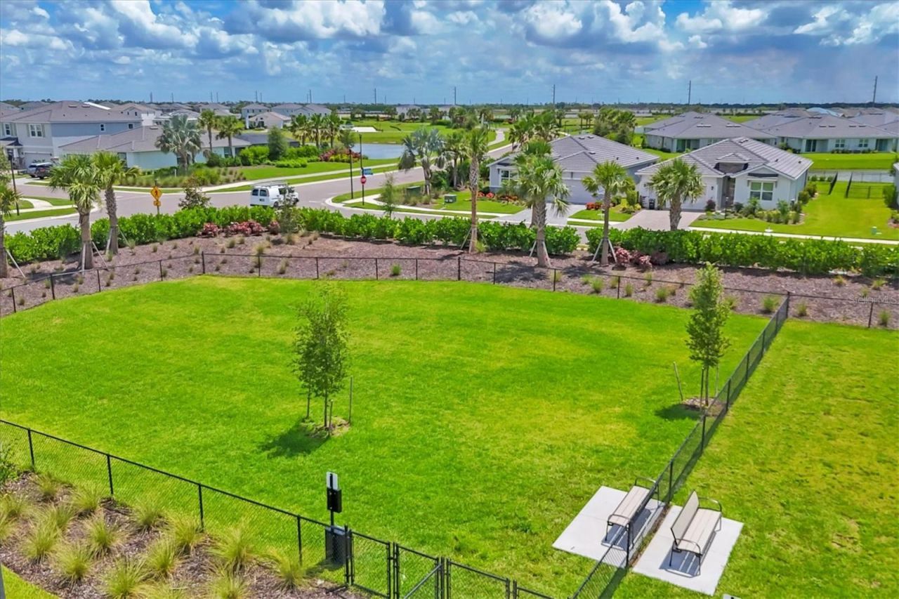 17218 Barnwood Place , Lakewood Ranch, FL 34211 Photo
