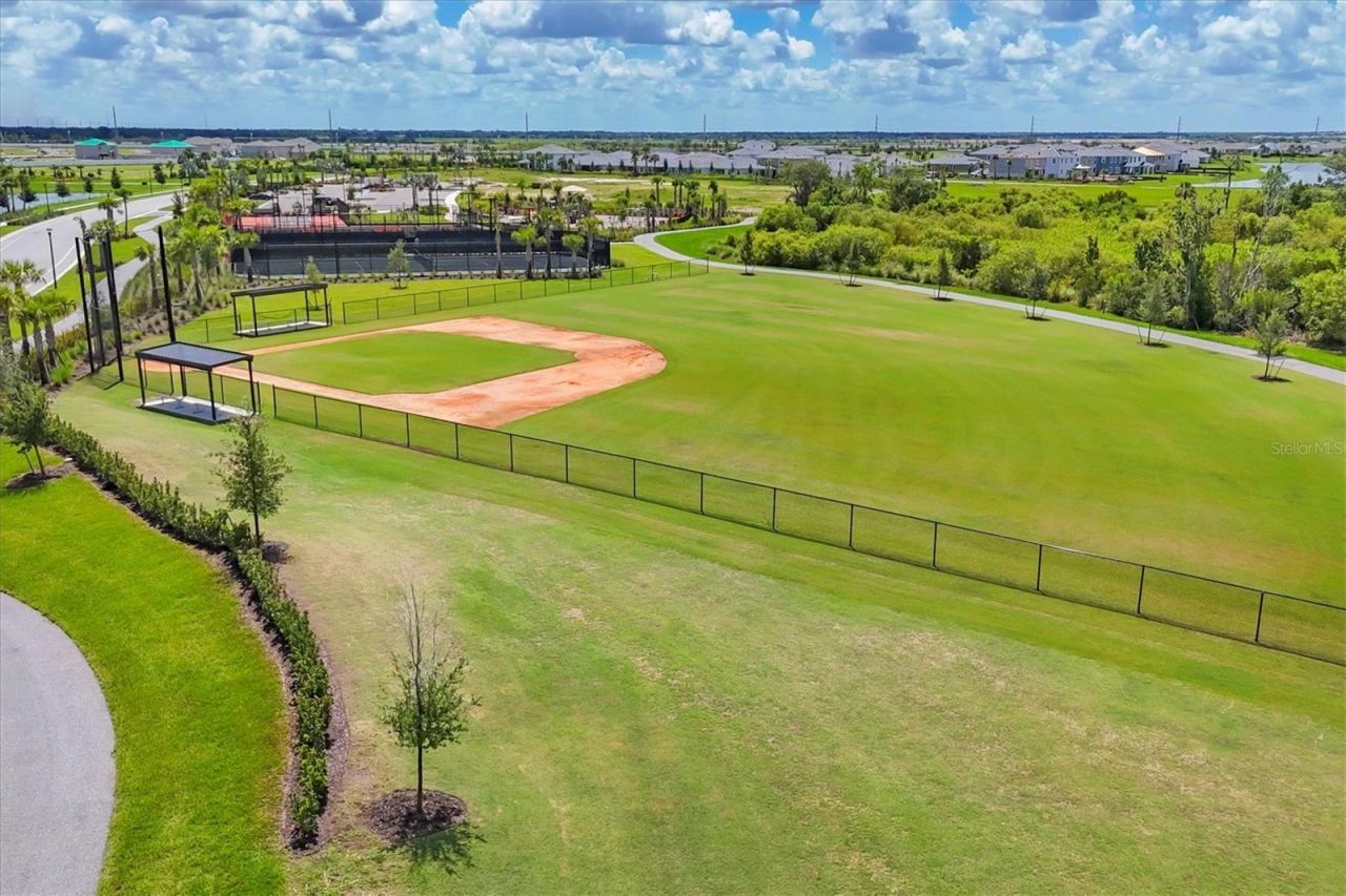 17218 Barnwood Place , Lakewood Ranch, FL 34211 Photo