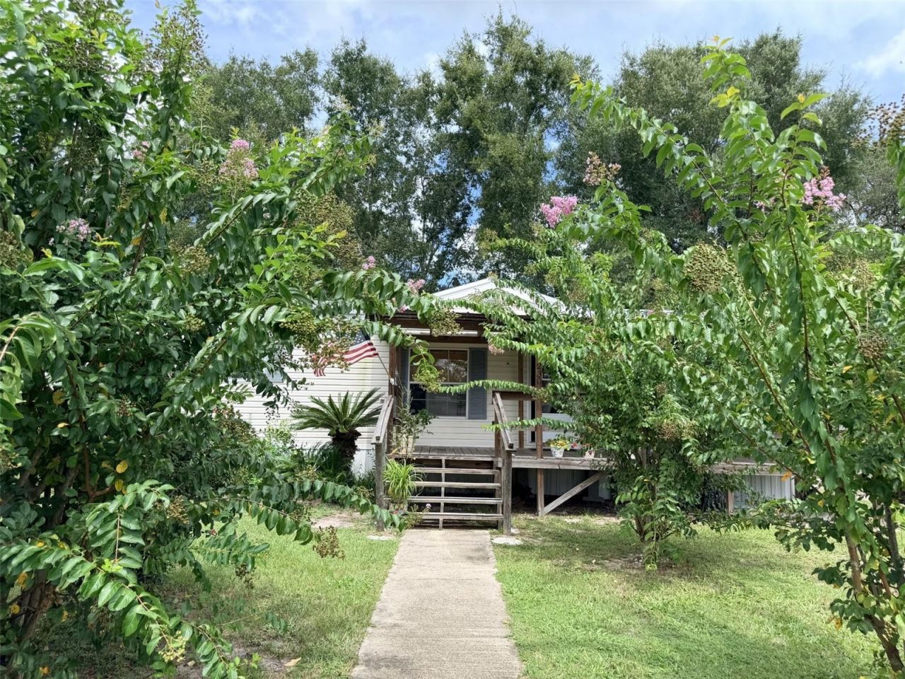 230 E Rodgers Boulevard , Chiefland, FL 32626 Photo
