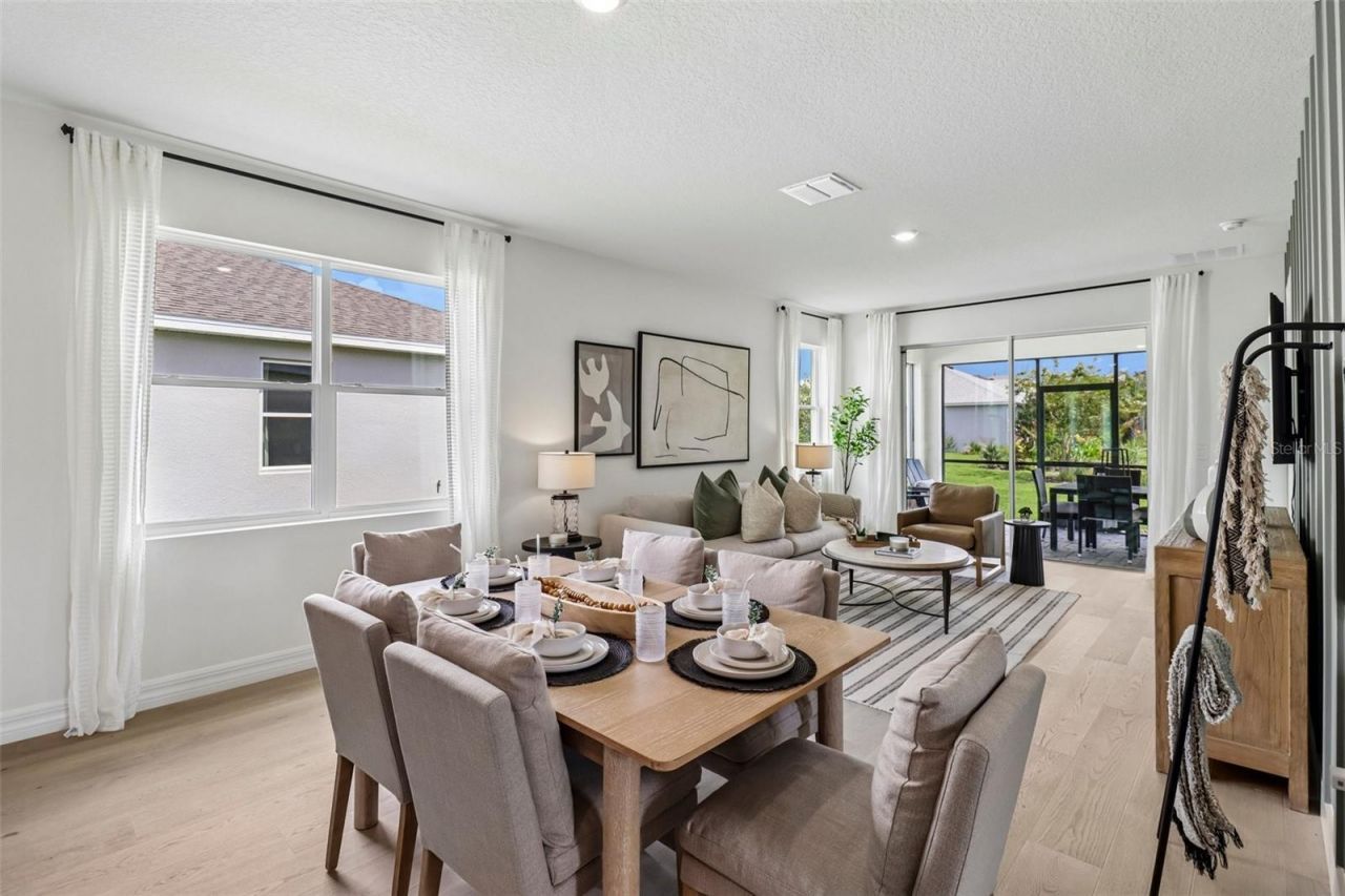 3945 Kennebunk Loop, Mount Dora, FL 32757 Photo