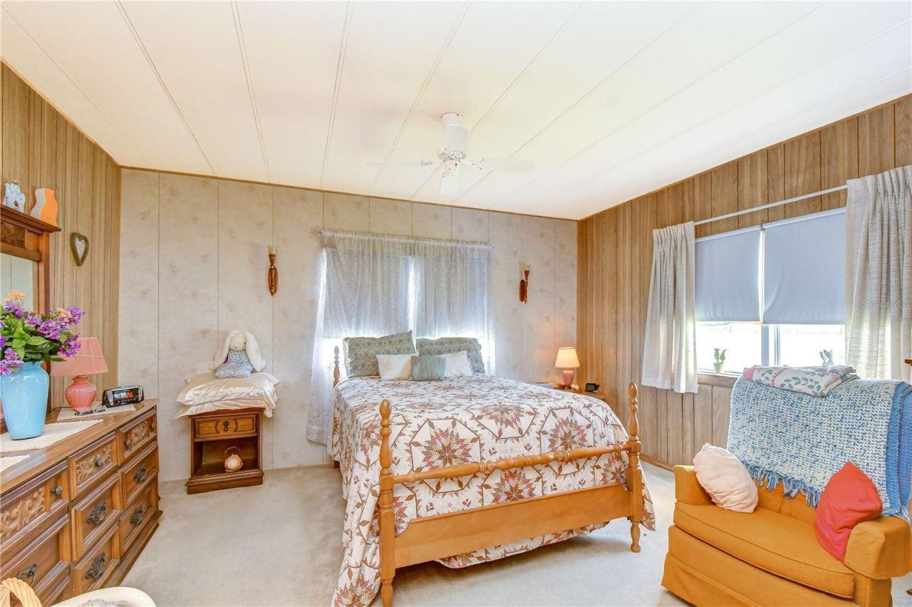 35144 Ada Avenue , Zephyrhills, FL 33541 Photo