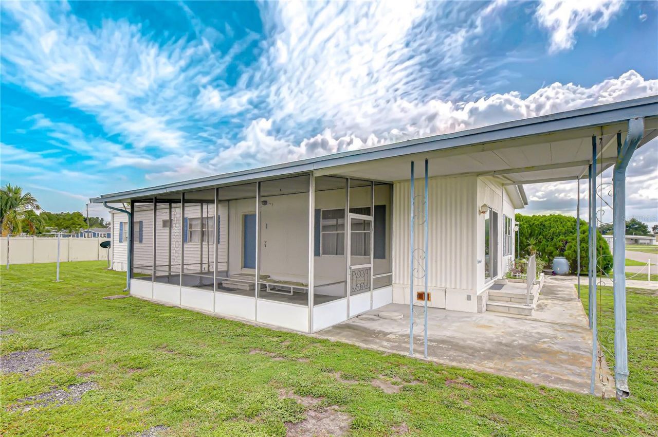 35144 Ada Avenue , Zephyrhills, FL 33541 Photo