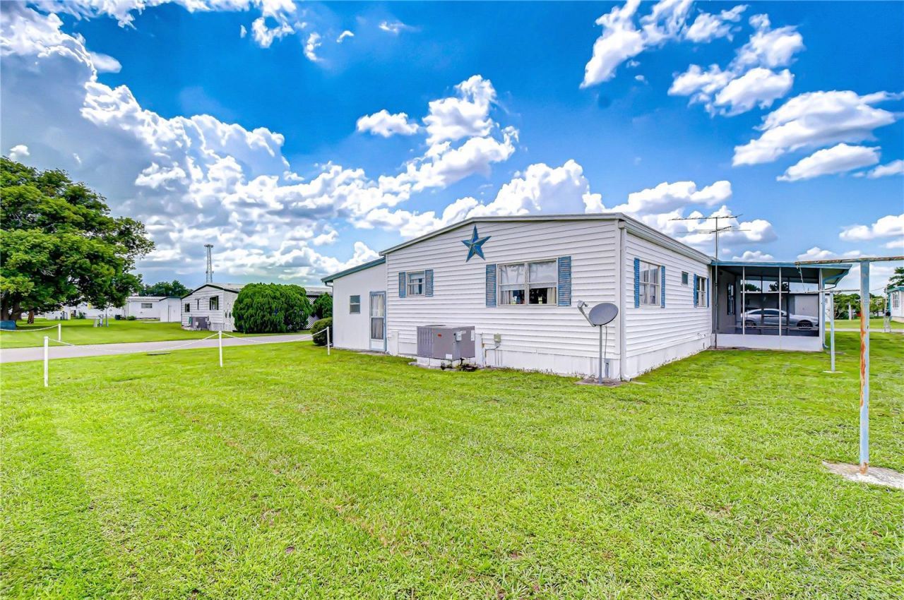 35144 Ada Avenue , Zephyrhills, FL 33541 Photo