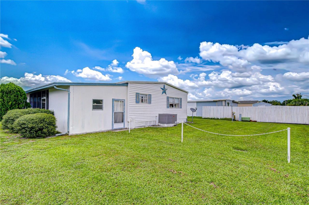 35144 Ada Avenue , Zephyrhills, FL 33541 Photo