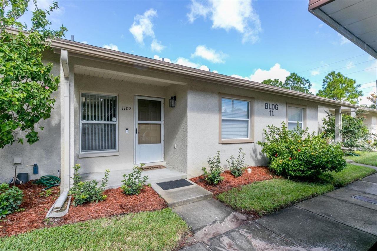 10853 43rd Street N, Unit 1102, Clearwater, FL 33762 Main Photo