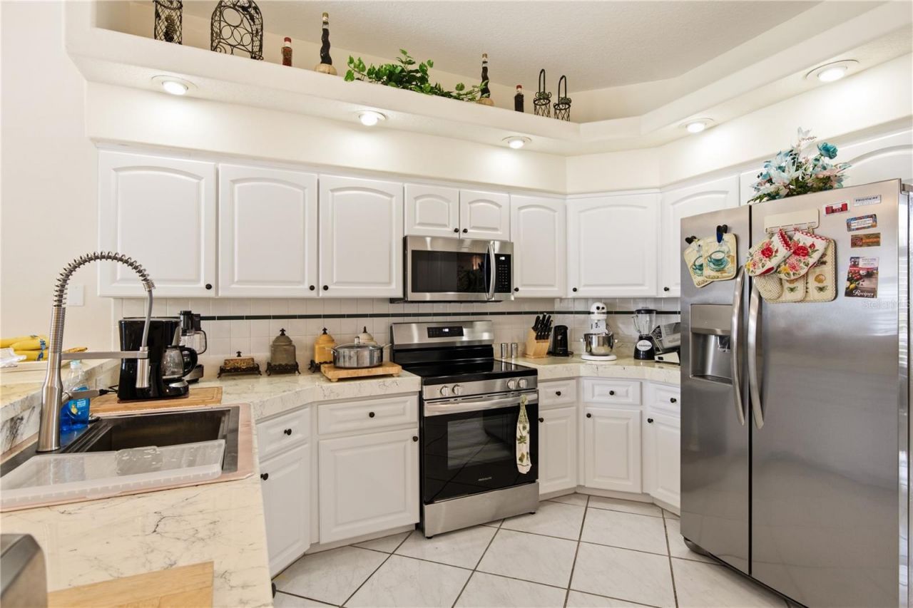 8704 Cypress Lakes Boulevard , New Port Richey, FL 34653 Photo