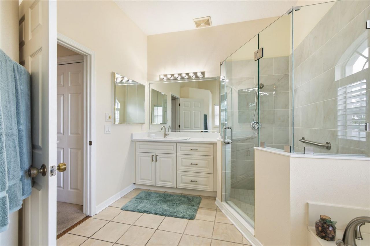 8704 Cypress Lakes Boulevard , New Port Richey, FL 34653 Photo