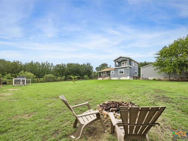 730 Spoke Hollow Road , Lockhart, TX 78644