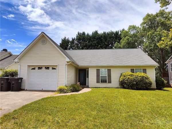 2025 Ardmore Village Lane , Winston-Salem, NC 27127
