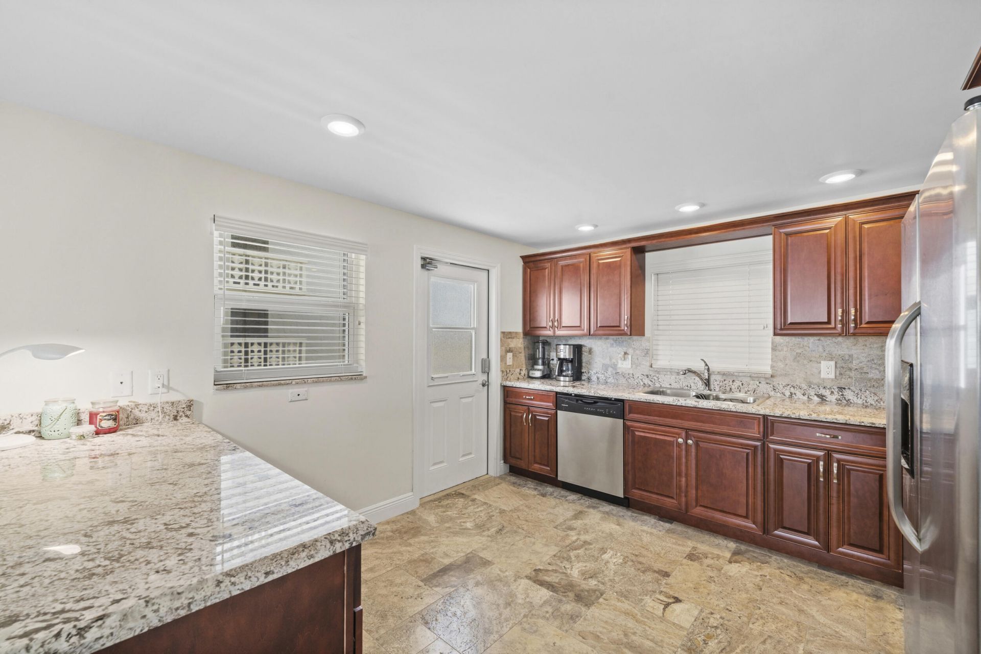 501 Lake Shore Drive, Unit 606, Lake Park, FL 33403 Photo