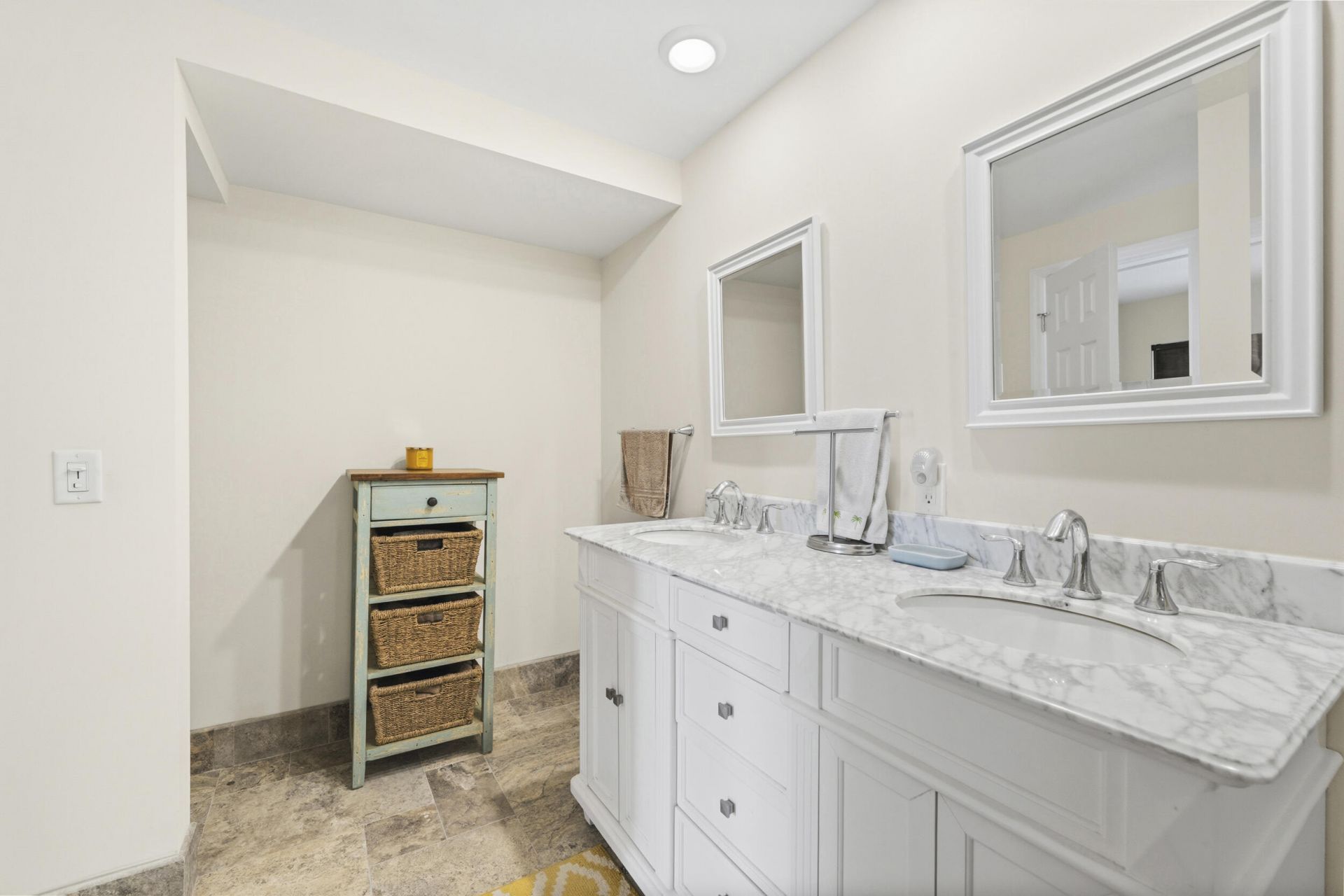 501 Lake Shore Drive, Unit 606, Lake Park, FL 33403 Photo