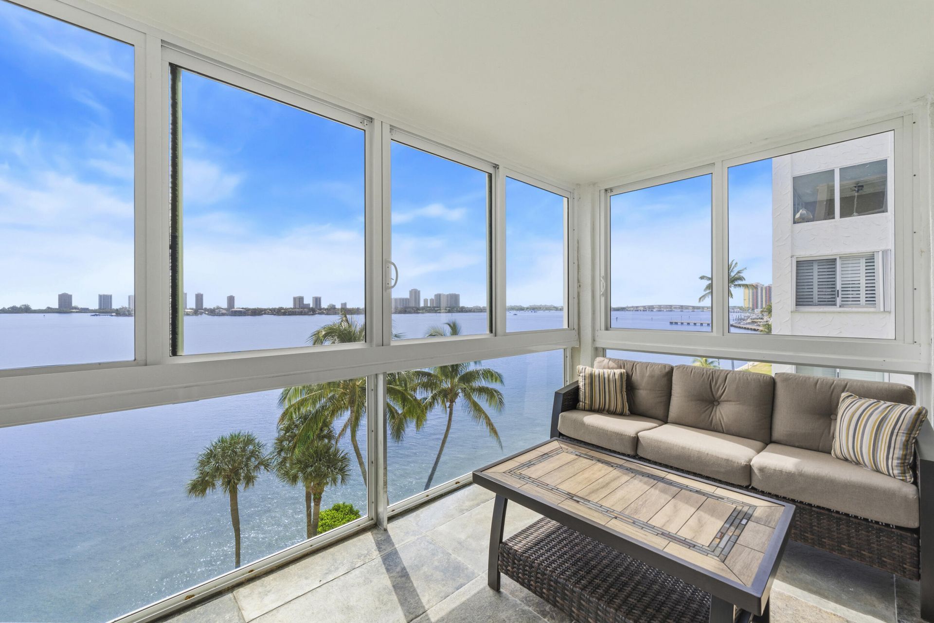 501 Lake Shore Drive, Unit 606, Lake Park, FL 33403 Photo